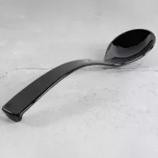 Cuiller salade courbee noir Plexi 25cm