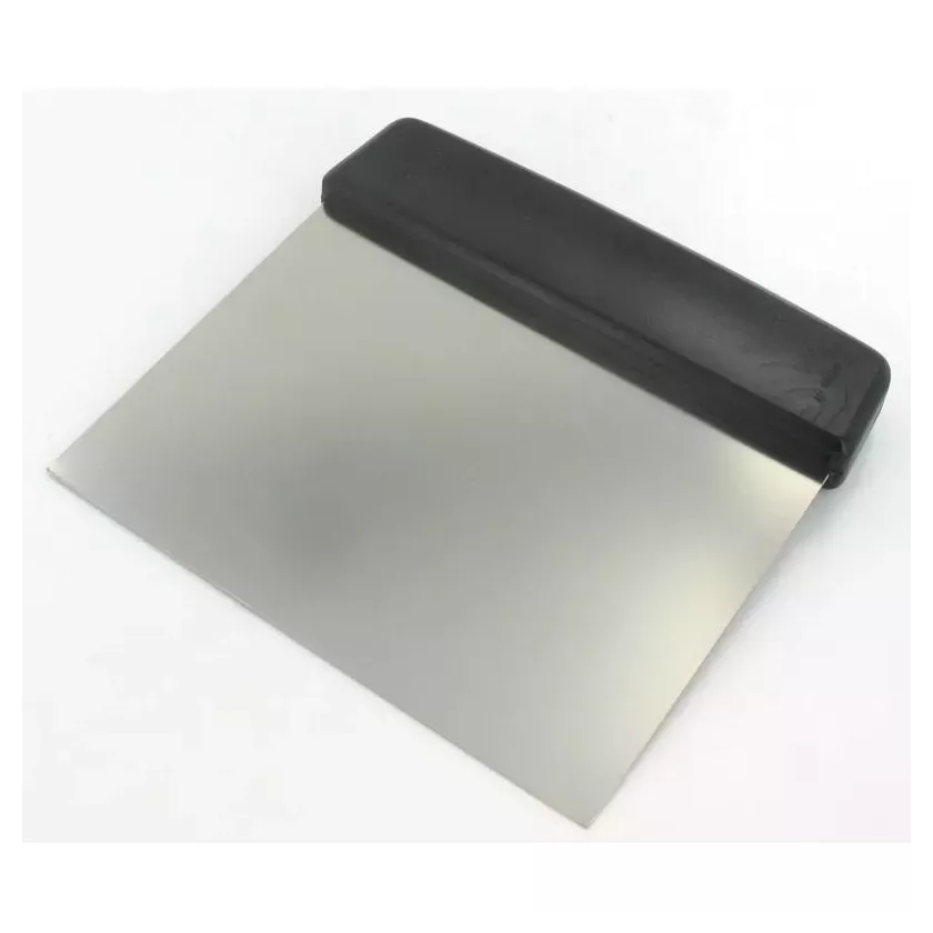Racloir patisserie plus poignee acier synthetique 135x135mm