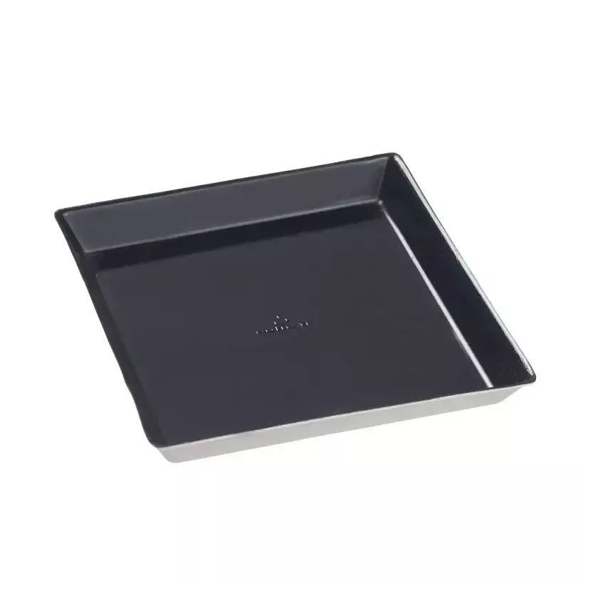Assiette pulpe carrée noire 130 × 130 × 16 mm finition PLA (par 200)