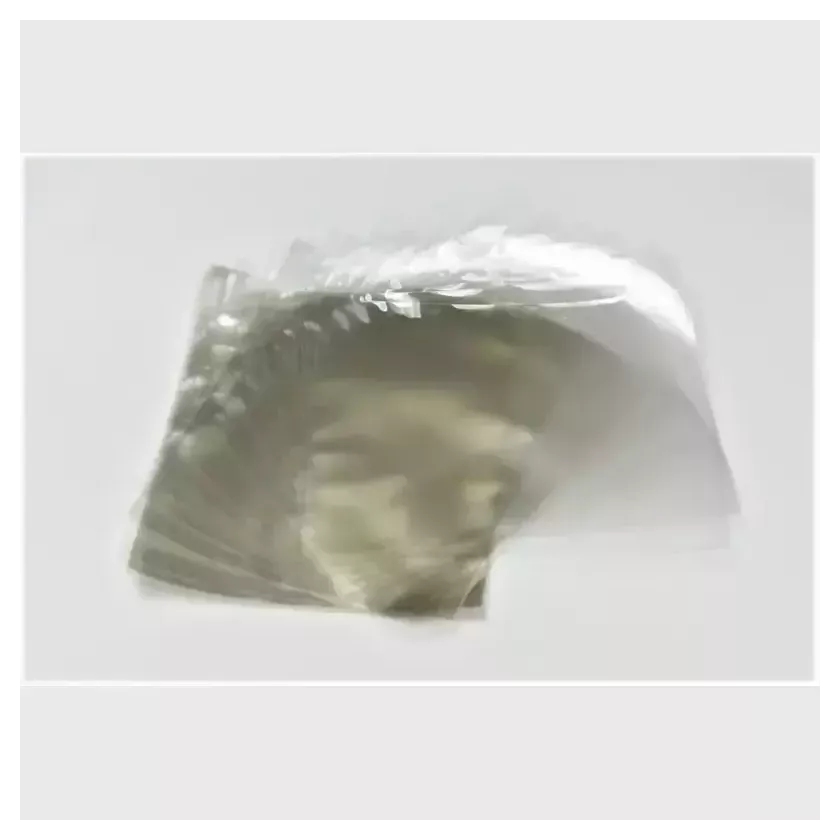 Film cellophane 100 × 135cm 30µ feuilles (par 500)